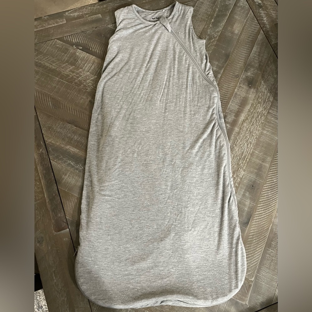 Little Sleepies Heather Gray Sleepy Bag, 1.5 TOG, 
6-18 months, GUC